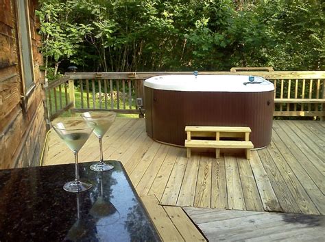 Romantic Cabins with Hot Tub in Virginia ️ 2024