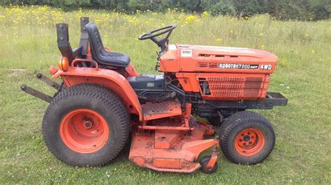 Kubota B7200 Hst Compact Tractor With Cutting Deck In Royston