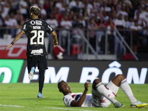 Corinthians Vence São Paulo E Assume Liderança Geral Do Paulistão