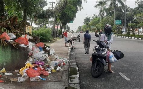 Tak Mau Didenda Hingga Rp Juta Jangan Buang Sampah Sembarangan Di