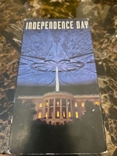 Independence Day VHS 1996 Will Smith Bill Pullman Jeff Goldblum