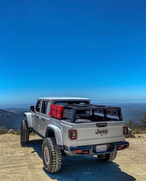 Take in the views! . 📸: @trainwrek_jt . Lifted Jeep Gladiator off road ...