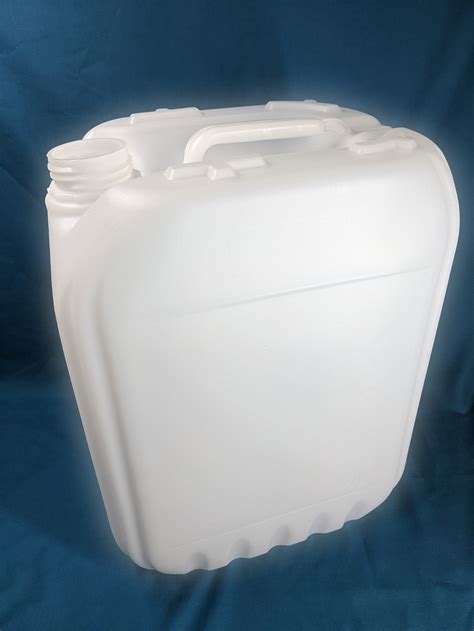 20 Litre Un Stackable Jerry Can From Metaplast Ltd Metaplast