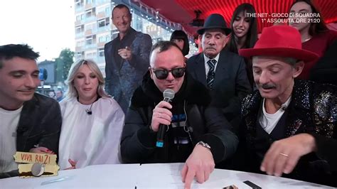 Gigi DAlessio Ospite A Sanremo Lo Spolier Di Fiorello A Viva Rai2