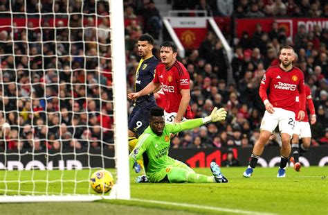 Dominic Solanke stuns Man United with brilliant back-heeled goal ...