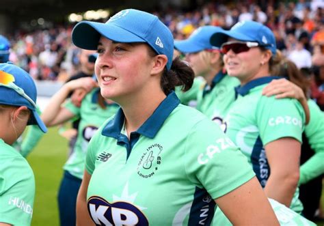 Alice Capsey Leaves England Tour After Breaking Collarbone The Cricketer