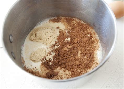 Kit Kat Ice Cream - Baked Bree