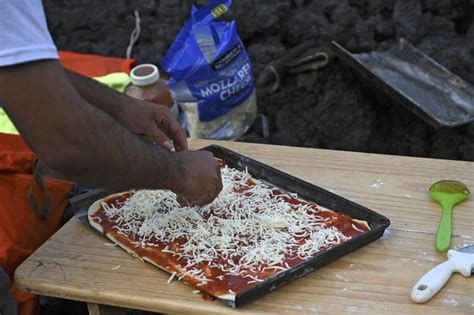 Photos Pilgrims Prayers And Pizza On Pacaya Volcano The Atlantic