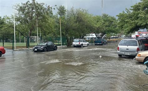 Por frente frío se reportan fuertes lluvias en Monterrey Telediario México