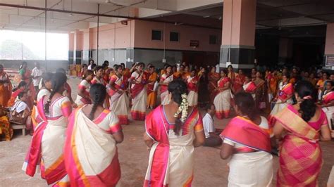 kolattam Dance , Indian Folk Dance Kolattam at Kanakadurga Temple ...