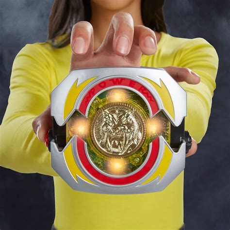 Mighty Morphin’ Power Rangers Yellow Morpher Debuts from Hasbro