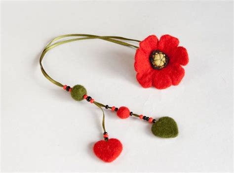 Pin By Dorita Rico On Bookmarks Felt Crafts Needle Felting Wool Felt