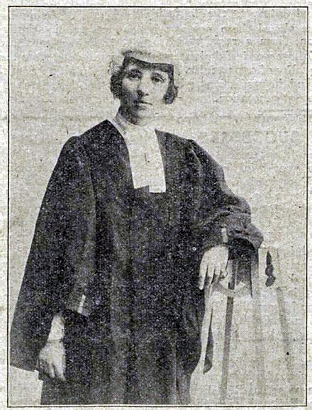 Barrister - Wikipedia
