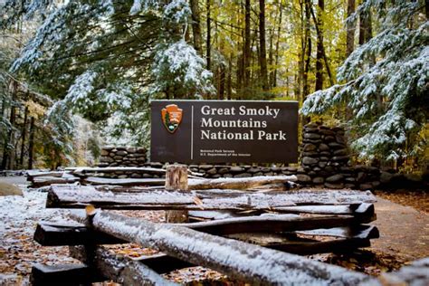 Trekking Through the Smokies: A Guide to Gatlinburg Hiking Trails ...