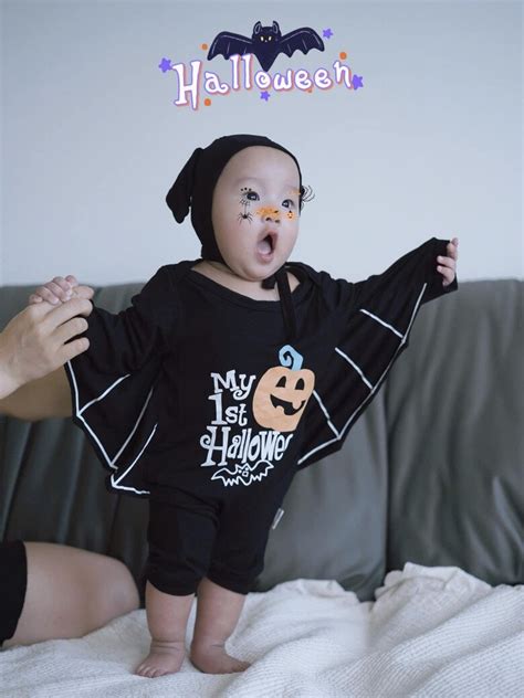 Hot kid nhà sao Việt chơi Halloween Phương Oanh hóa trang cho cặp song sinh Pam làm Thần Điêu