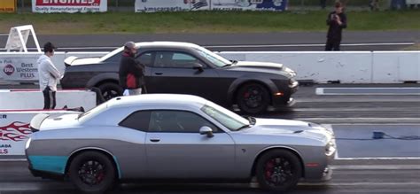 Dodge Challenger Demon Vs Dodge Challenger Hellcat Drag Race Proves A Point Autoevolution