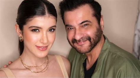 Sanjay Kapoor Wishes Daughter Shanaya Kapoor On Her First Day Of Shoot