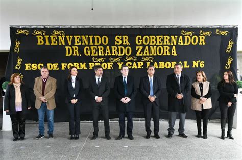 Zamora Entreg Viviendas E Inaugur Obras En El Hospital Y El Edificio