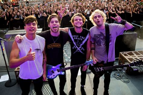 Review 5 Seconds Of Summer Debuts New Sound Tells Story With Latest