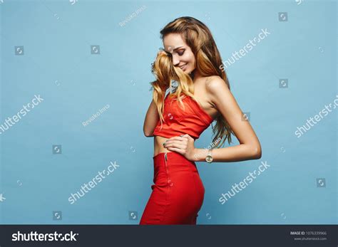 Beautiful Hot Model Bilder Stockfotos Und Vektorgrafiken Shutterstock