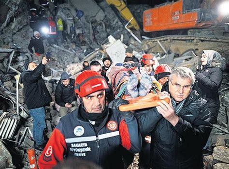 Sakarya deprem yaralarını sarmak için seferber oldu Son Dakika