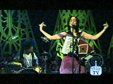 El Presente Julieta Venegas Videos De Musica Rock En Espa Ol