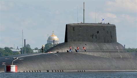 Rusia “desecha” El Submarino Nuclear Más Grande Del Mundo Según Un