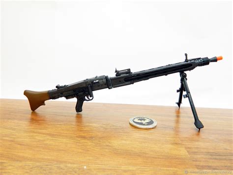 Миниатюрный пулемет MG42 сувенирное оружие масштаб 1:4 – купить на ...