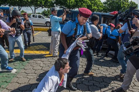 El sistema de Afores en México y la violación del derecho humano a la