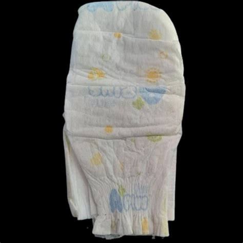 Nonwoven Disposable Baby Printed Diaper Pant Medium Age Group Newly