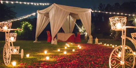 Best 6 Lakeside Poolside Candlelight Dinner Date In Delhi