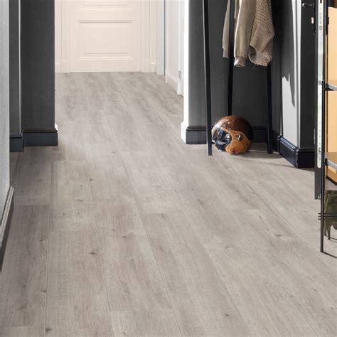 Saw Cut Oak Grey Impressive Quick Step Laminate Im