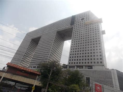 elephant building thailand  john  roberts  deviantart