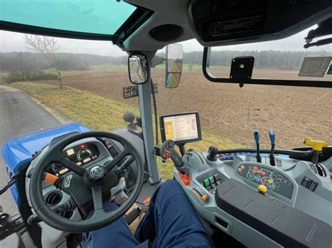 New Holland T5 110 AutoCommand Druckluftbremse Landwirt