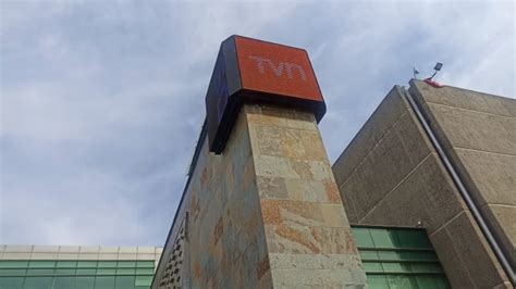 Tvn Sorprende Al Transmitir En Vivo Desde Viña Importante Espacio