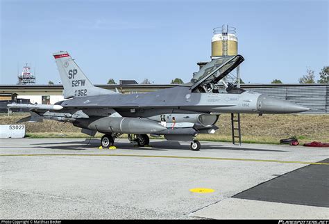 91 0352 United States Air Force General Dynamics F 16cj Fighting Falcon Photo By Matthias Becker