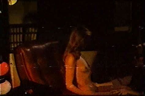 Naked Paola Moreno In La Basura Est En El Tico