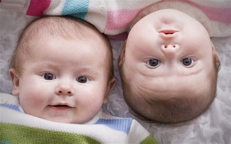 Twin Babies Wallpapers Top Free Twin Babies Backgrounds Wallpaperaccess