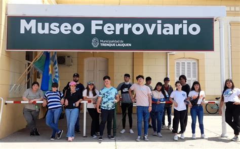 UN GRUPO DE CHICOS AS DE LA SECUNDARIA N2 DE MONES CAZÓN VISITÓ MUSEOS