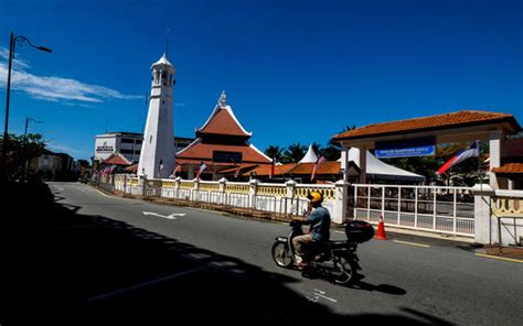 Menjejak Keunikan Seni Bina Masjid Di Melaka FMT