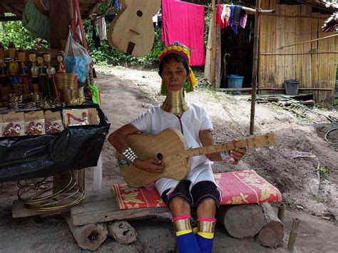 Huay Sua Thao Karenni Village Mae Hong Son Lohnt Es Sich