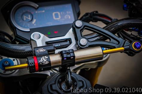 Dân chơi Sài Gòn chi bạo độ siêu naked bike Honda CB1000R tiền độ gần bằng 1 2 chiếc xe Xe