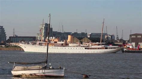 Ship Video Danish Royal Yacht Dannebrog Arriving In London Version