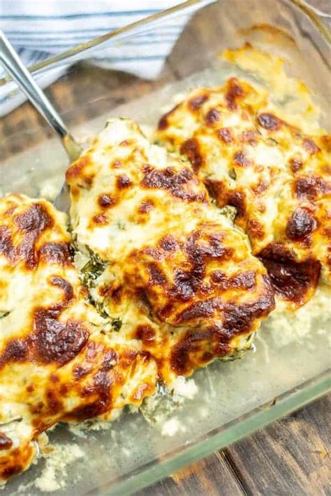 Healthy Spinach & Artichoke Chicken Bake | The Schmidty Wife