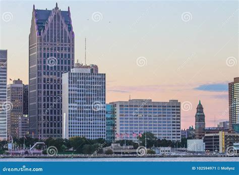 Iconic Detroit Waterfront Builidings Along The Detroit River At Dusk