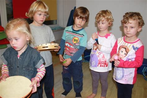 Nauka Gry Na Pianinie Gitarze Skrzypcach Oraz Zajecia Muzyczne