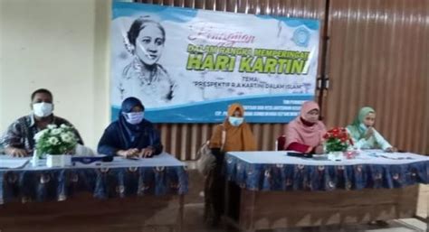 Peringati Hari Kartini Tp Pkk Sumberwungu Gelar Pengajian