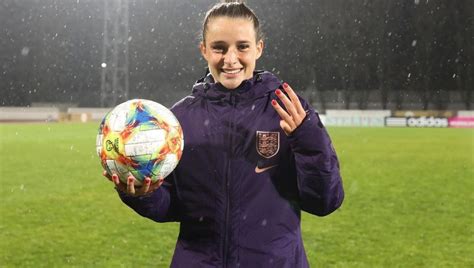 Ella Toone Footballer Net Worth Hot Pics Hot Soccer Girls