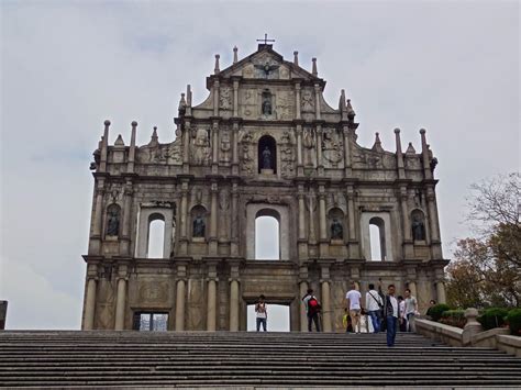 MACAU - A heritage trail through Portugese Chinese history - Chris