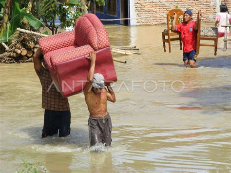 BANJIR BANDANG | ANTARA Foto